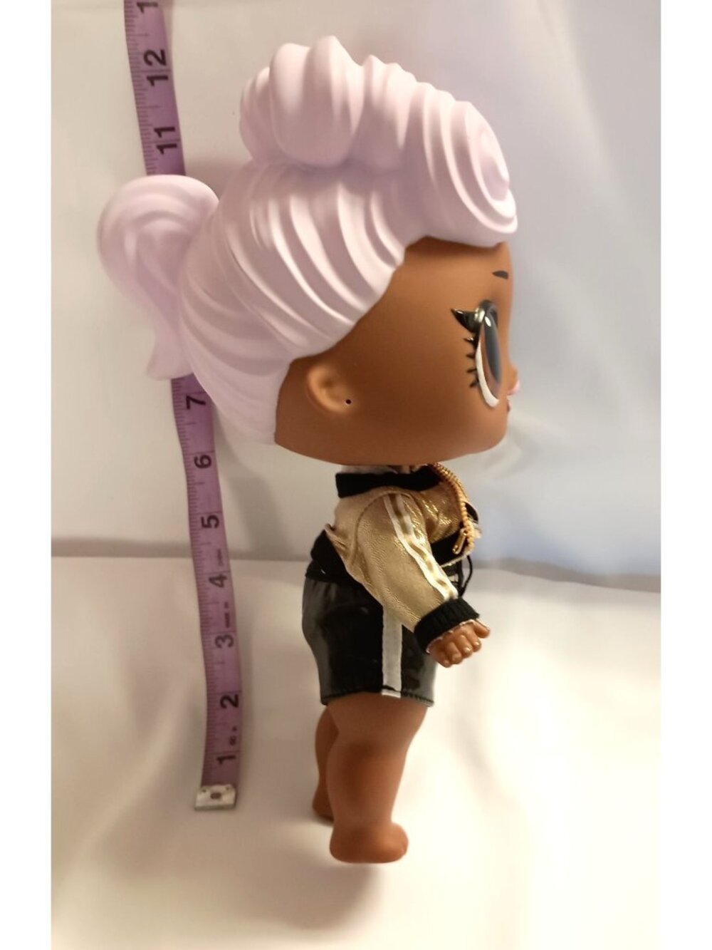 LOL Surprise Big B.B. DJ Doll 11" Gold Jacket Fashion Doll New MSRP $39.99 - Picture 4 of 6